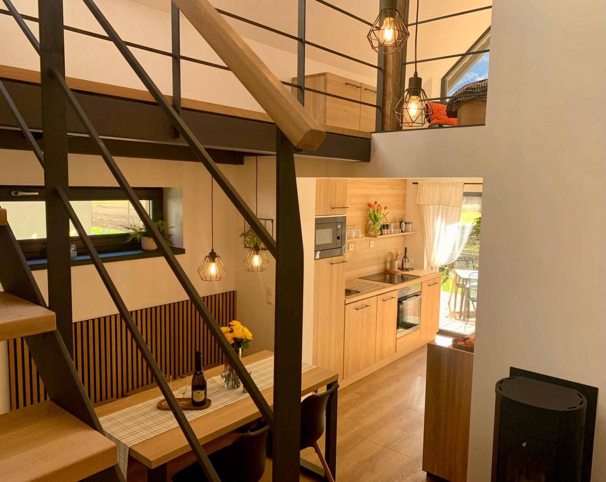 Iris Apartments اوبرترون المظهر الخارجي الصورة